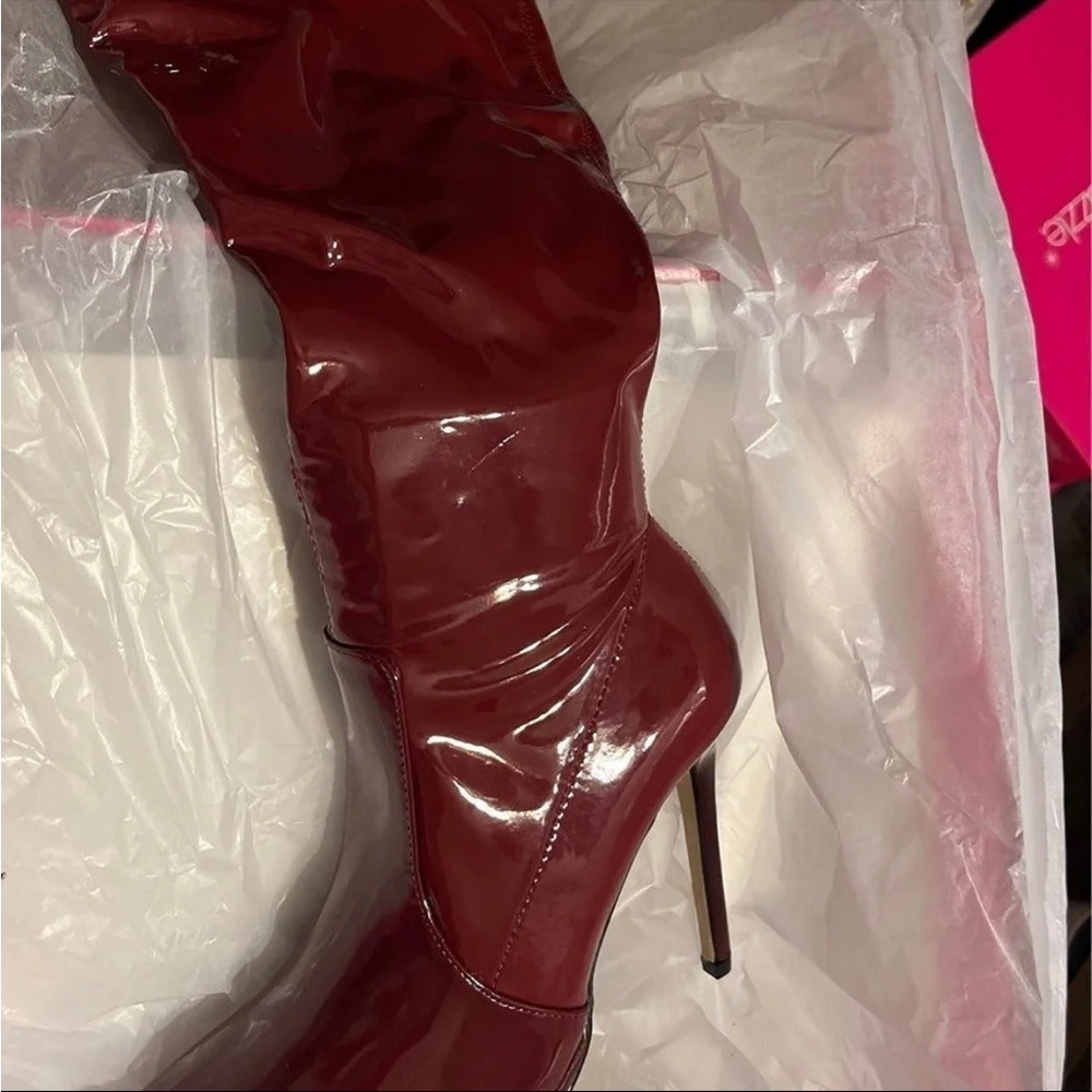 Lekisha Stiletto Boot Size 9